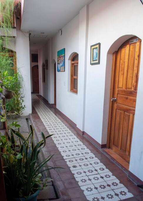 Hotel Hellenika León Exterior foto